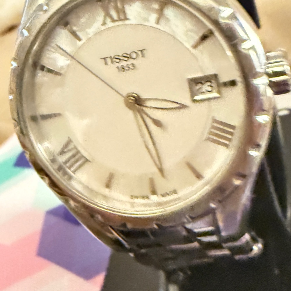 Women’sTissot stainless steel mother of pearl Watch - Picture 7 of 15